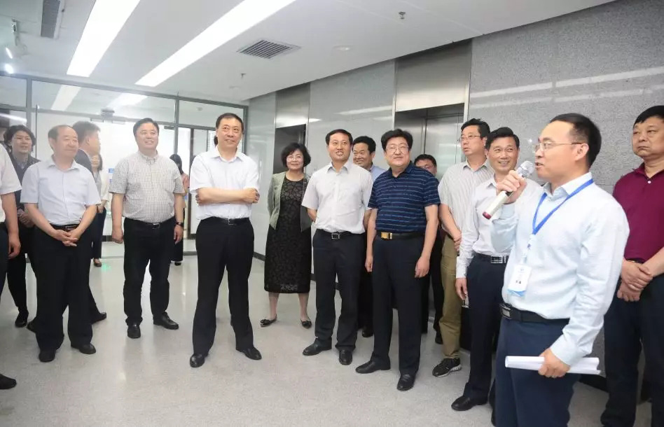 全市民...